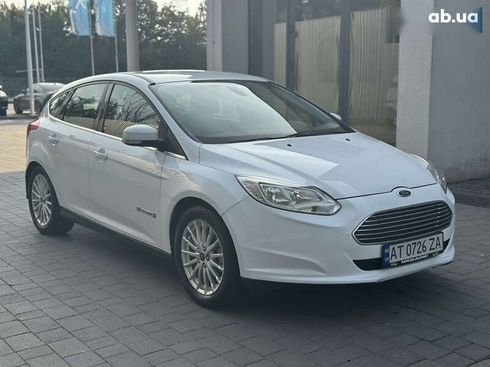 Ford Focus 2014 - фото 3