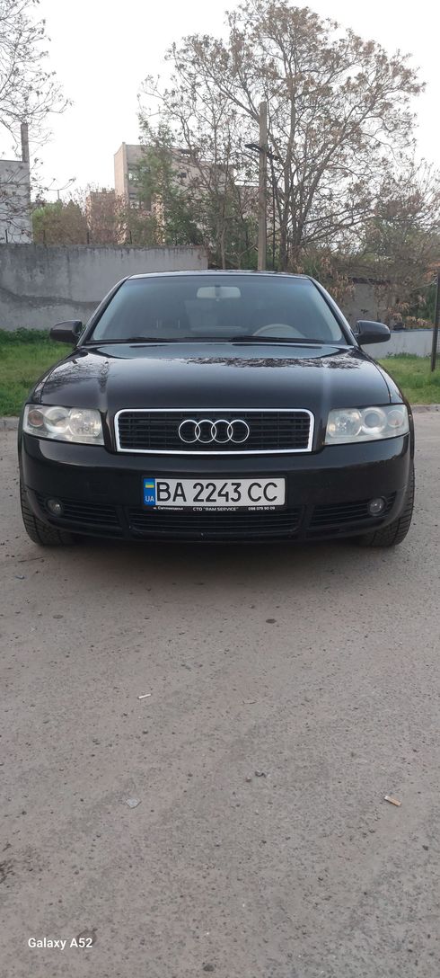 Audi A4 2003 черный - фото 8