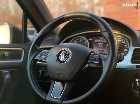 Volkswagen Touareg 2011 - фото 10