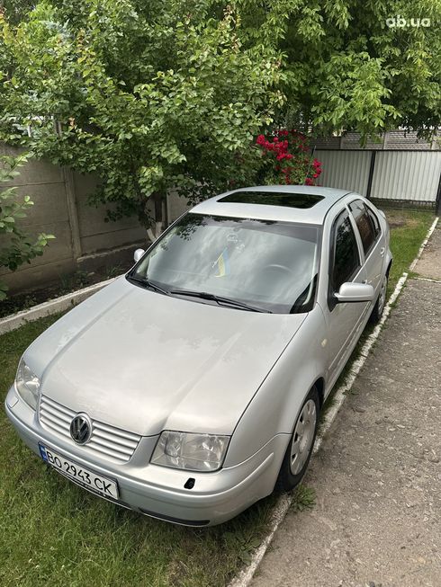 Volkswagen Bora 2000 серебристый - фото 18