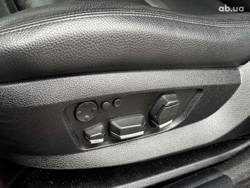 BMW 5 серия 2012 черный - фото 16