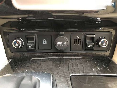 Infiniti QX80 2019 - фото 27