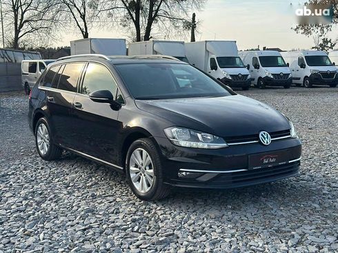 Volkswagen Golf 2019 - фото 12