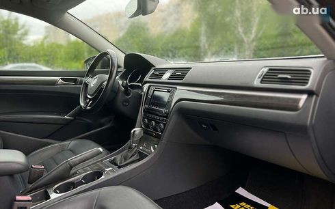 Volkswagen Passat 2017 - фото 10
