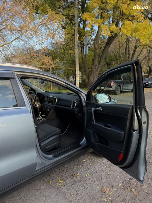 Kia Sportage 2020 серый - фото 5