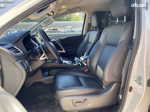 Mitsubishi Pajero Sport 2024 - фото 10