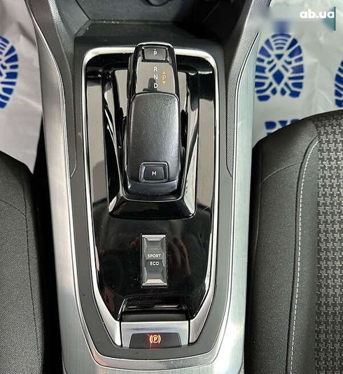 Peugeot 308 2020 - фото 17
