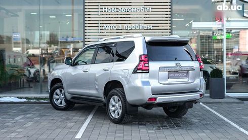 Toyota Land Cruiser Prado 2023 - фото 2