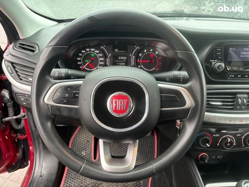 Fiat Tipo 2018 красный - фото 14