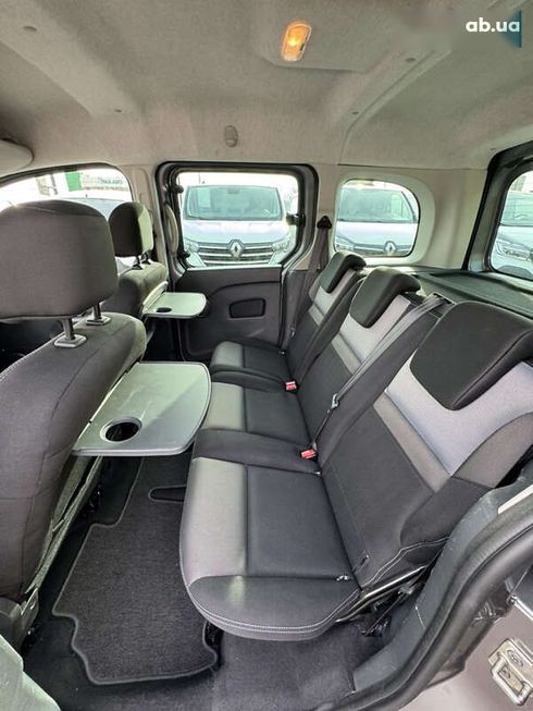 Renault Kangoo 2016 - фото 20