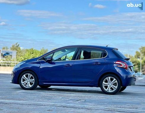Peugeot 208 2013 - фото 6