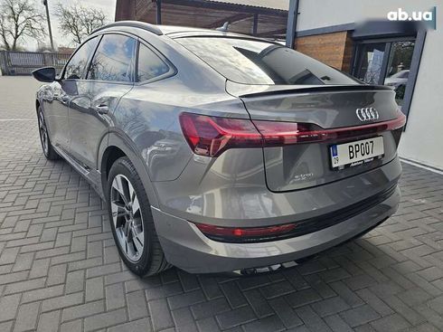 Audi E-Tron 2021 - фото 6