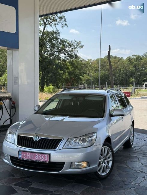 Skoda Octavia 2011 - фото 5