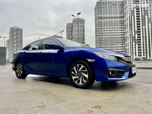 Honda Civic 2018 - фото 3