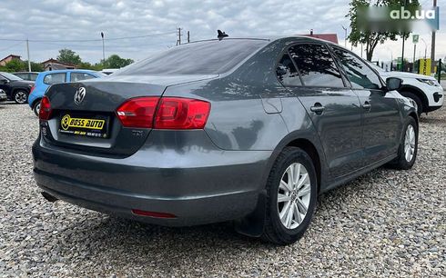 Volkswagen Jetta 2011 - фото 6