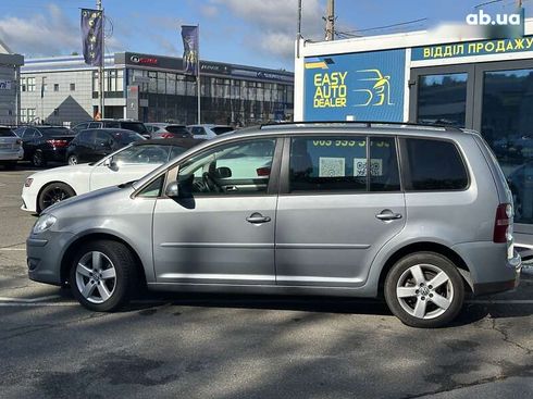 Volkswagen Touran 2008 - фото 6