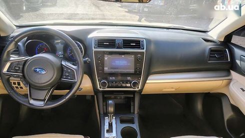 Subaru Legacy 2017 - фото 14
