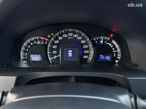 Toyota Camry 2011 - фото 16