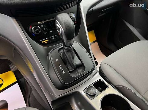 Ford Escape 2015 - фото 18