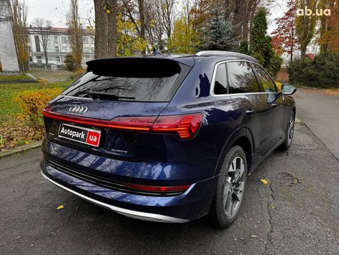 Audi E-Tron 2020 синий - фото 8