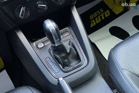 Volkswagen Jetta 2015 - фото 23