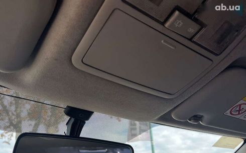 Toyota Corolla 2013 - фото 16