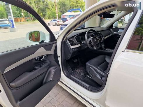 Volvo XC90 2019 - фото 13