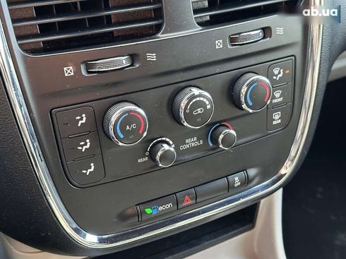 Dodge grand caravan 2017 - фото 22