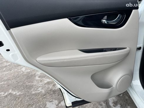 Nissan Rogue 2017 белый - фото 25