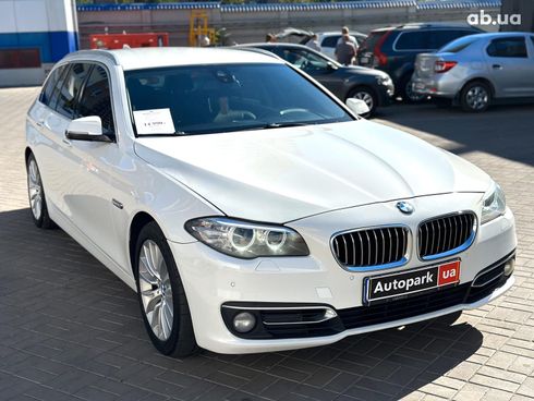 BMW 5 серия 2014 белый - фото 14