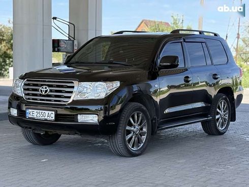 Toyota Land Cruiser 2010 - фото 2