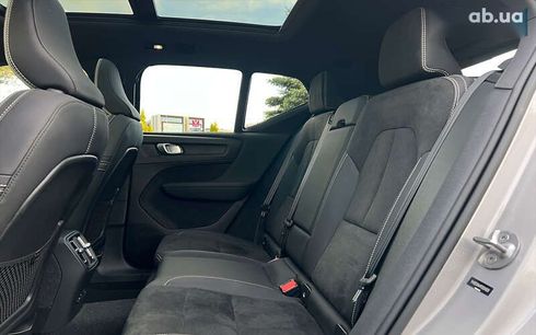 Volvo XC40 2022 - фото 13