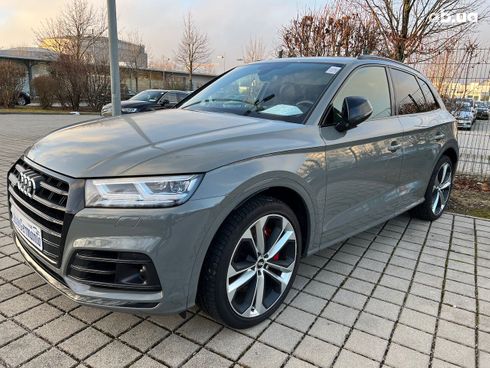 Audi SQ5 2021 - фото 30