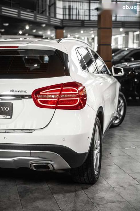 Mercedes-Benz GLA-Класс 2016 - фото 26