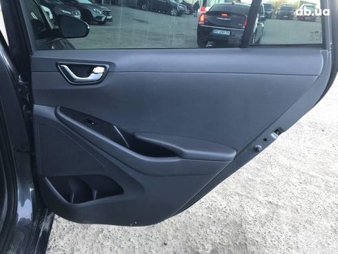 Hyundai Ioniq 2018 серый - фото 15