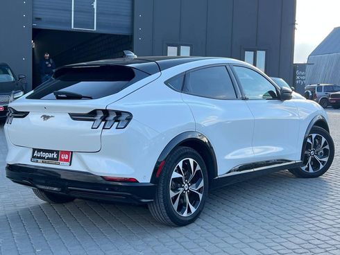 Ford Mustang Mach-E 2020 белый - фото 31