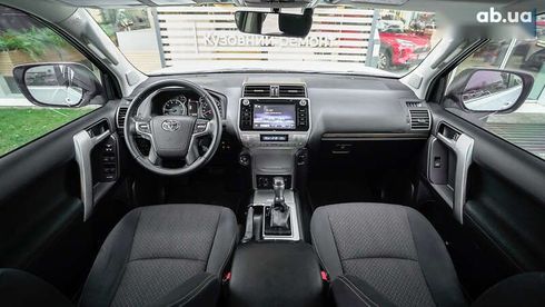 Toyota Land Cruiser Prado 2020 - фото 8