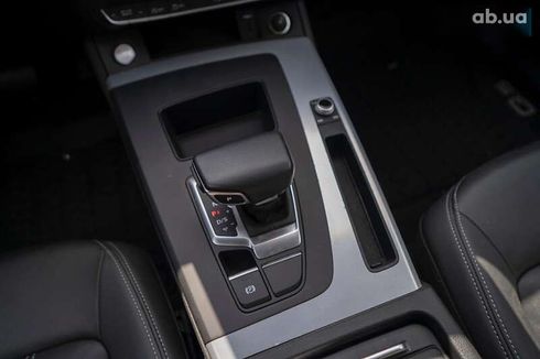 Audi Q5 2021 - фото 24