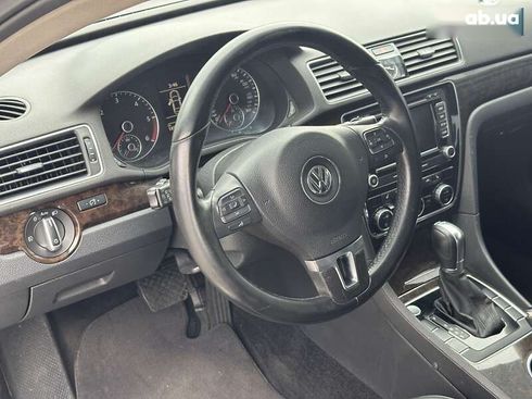 Volkswagen Passat 2014 - фото 18