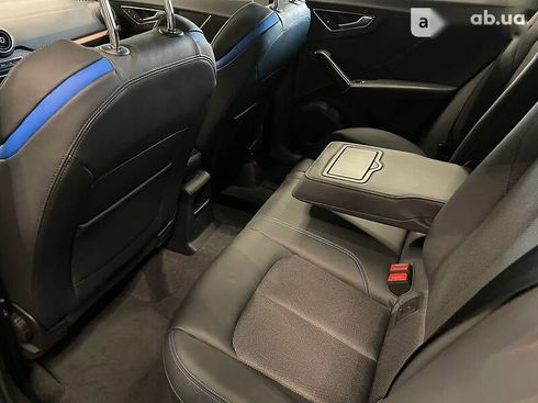 Audi Q2L e-tron 2021 - фото 21