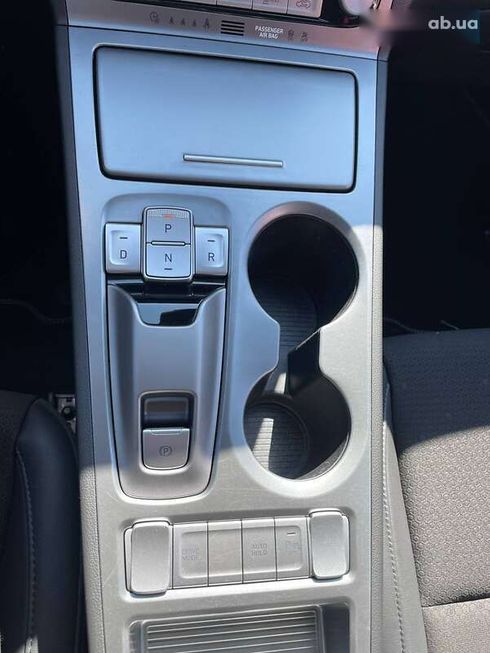 Hyundai Kona Electric 2019 - фото 24