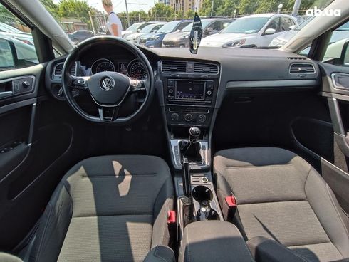 Volkswagen Golf 2019 белый - фото 31