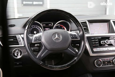 Mercedes-Benz M-Класс 2013 - фото 17