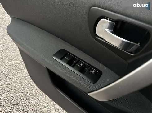 Nissan Qashqai 2010 - фото 23