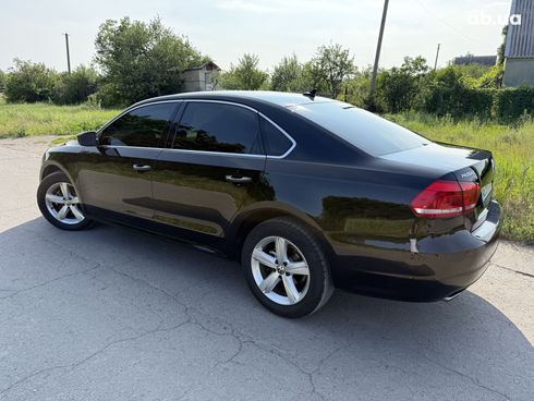 Volkswagen Passat 2013 черный - фото 10