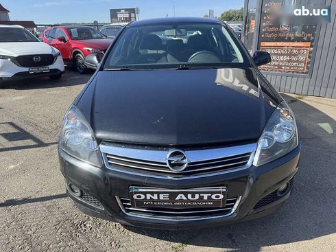 Opel Astra 2012 - фото 3