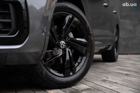 Volkswagen Touareg 2023 - фото 3