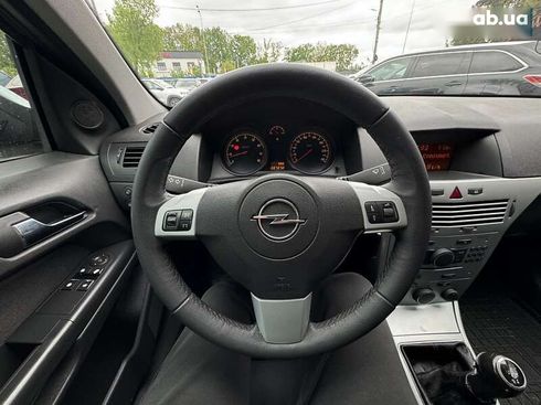 Opel Astra 2013 - фото 22