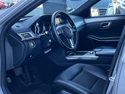 Mercedes-Benz E-Класс 2013 серый - фото 41
