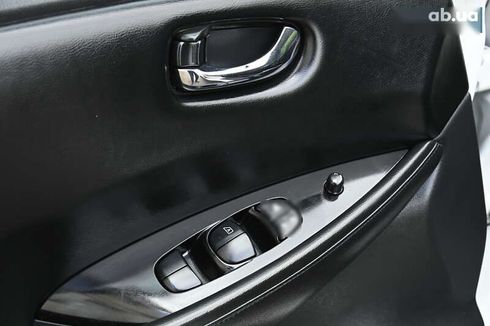 Nissan Leaf 2015 - фото 15